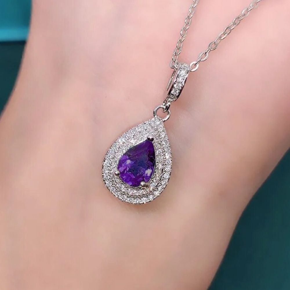 The Empress’ Purple Tear Drop pendant in 925 silver